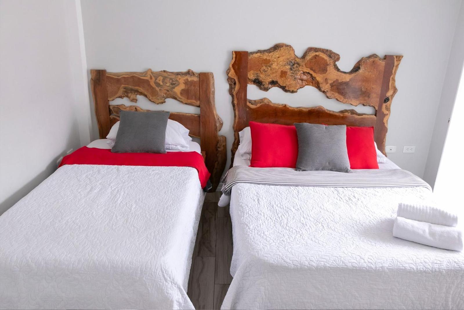 Casa Hotel Alicia ฟิลานเดีย ภายนอก รูปภาพ