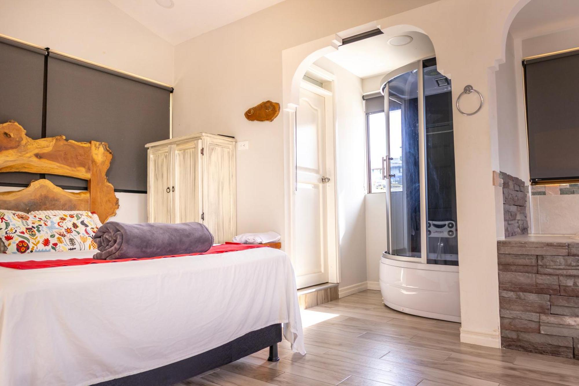 Casa Hotel Alicia ฟิลานเดีย ภายนอก รูปภาพ